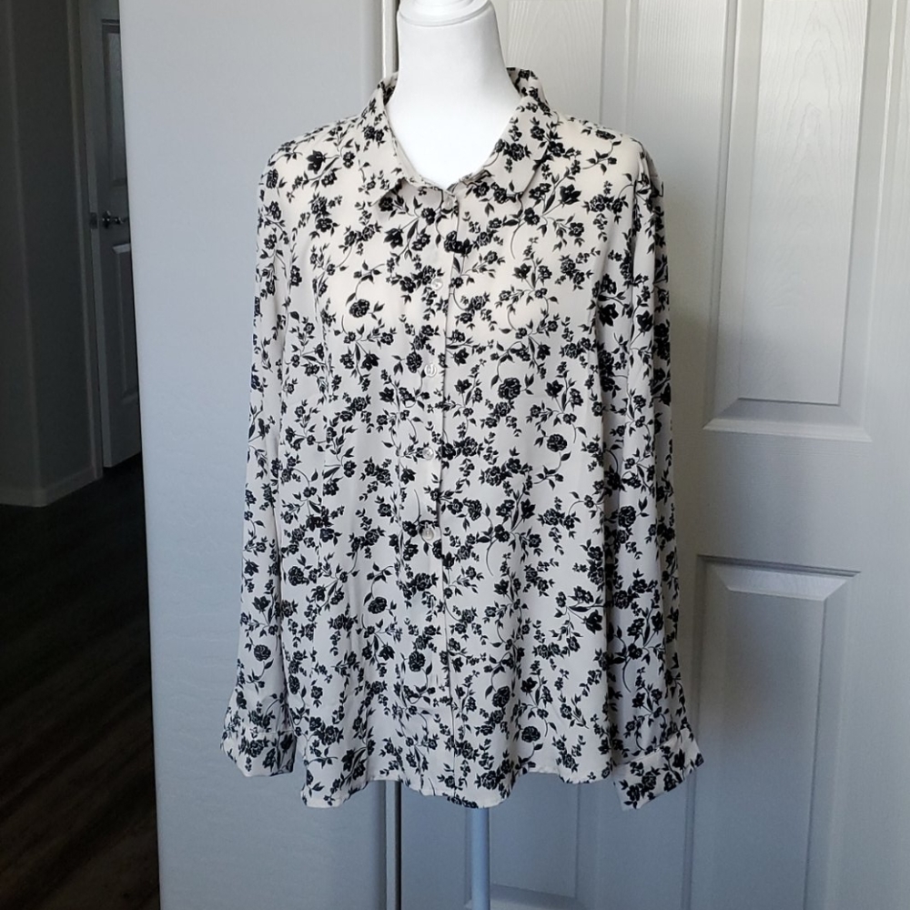 New Look Floral Blouse NWT